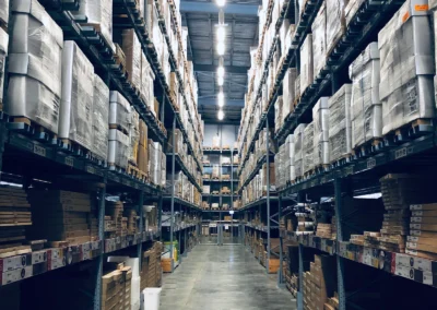 Distributiecentrum langs de snelweg